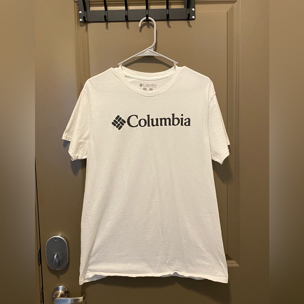 White Columbia T-shirt, only worn a few times